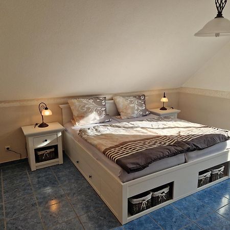 Ferienwohnung Flair Großlittgen 외부 사진